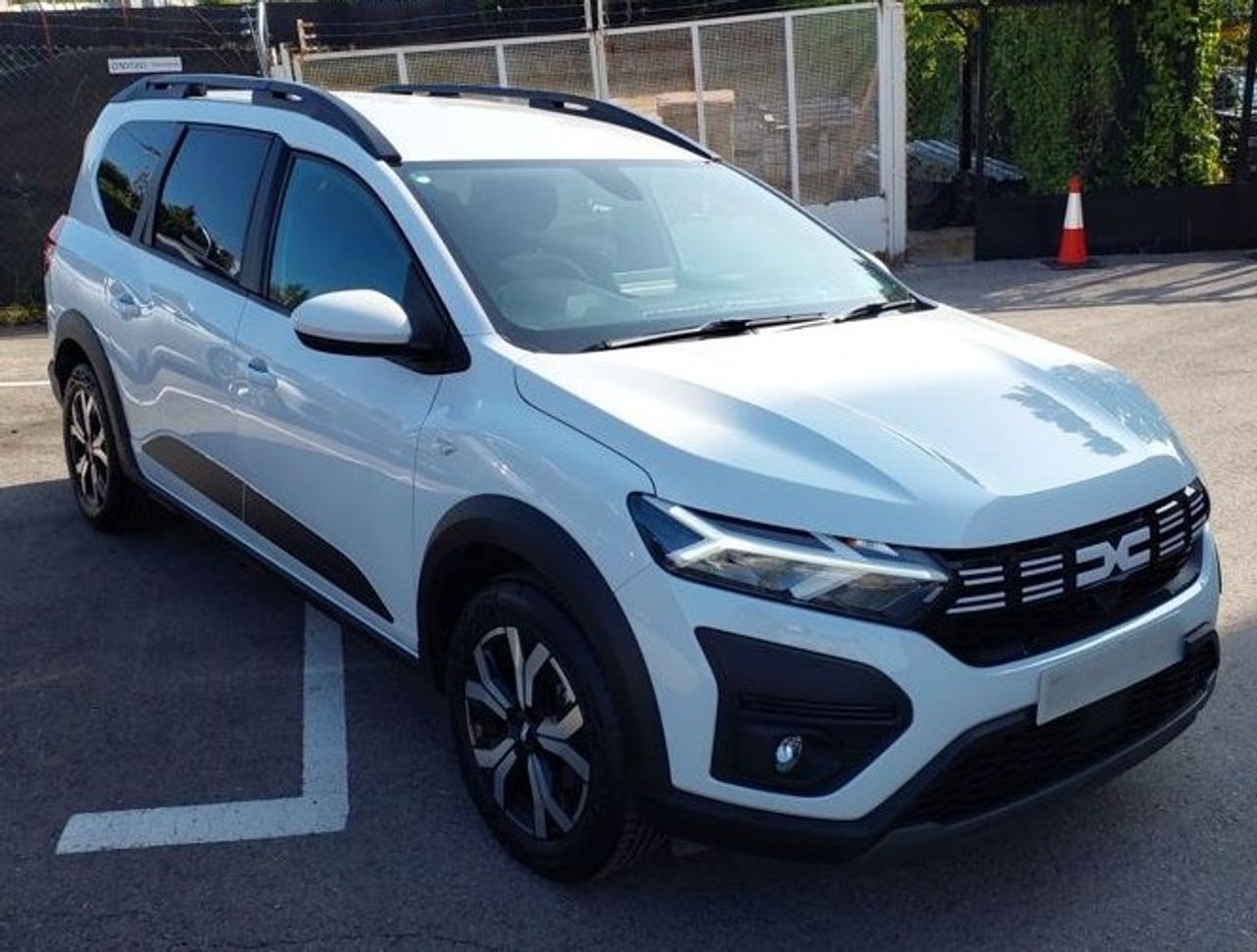 DACIA Jogger (Expression TCe 81kW (110CV) 5 plazas) en Madrid