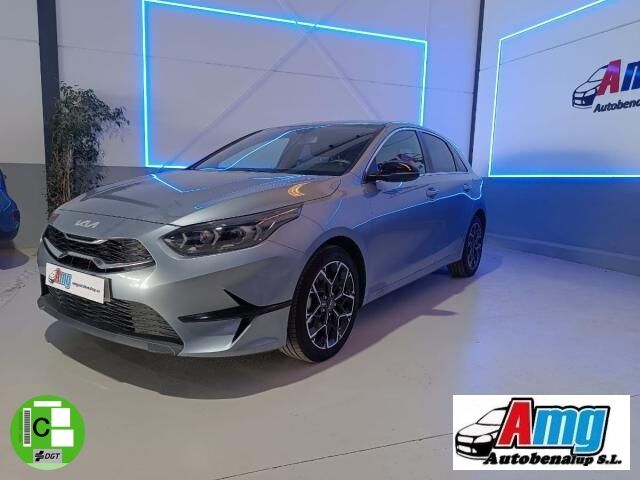 KIA Ceed (5p 1.0 T-GDi Concept 73 kW (100 CV)) en Cádiz