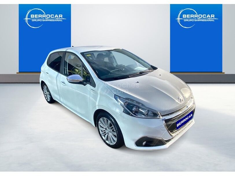 Foto del PEUGEOT 208 1.2 PureTech Style 82