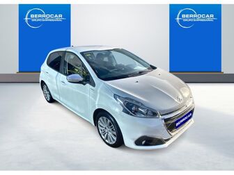 Imagen de PEUGEOT 208 1.2 PureTech Style 82