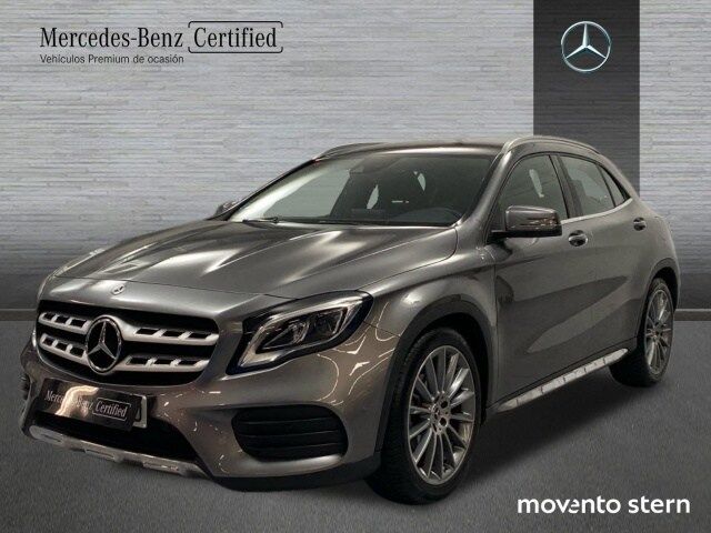 MERCEDES Clase GLA (200 115 kW (156 CV)) en Barcelona