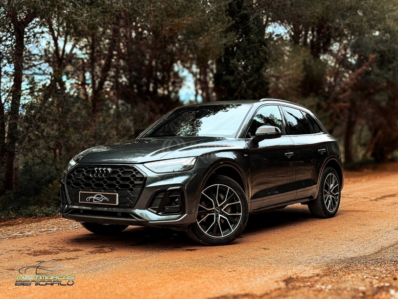 Foto del AUDI Q5 40 TDI quattro-ultra Black line S tronic 150kW