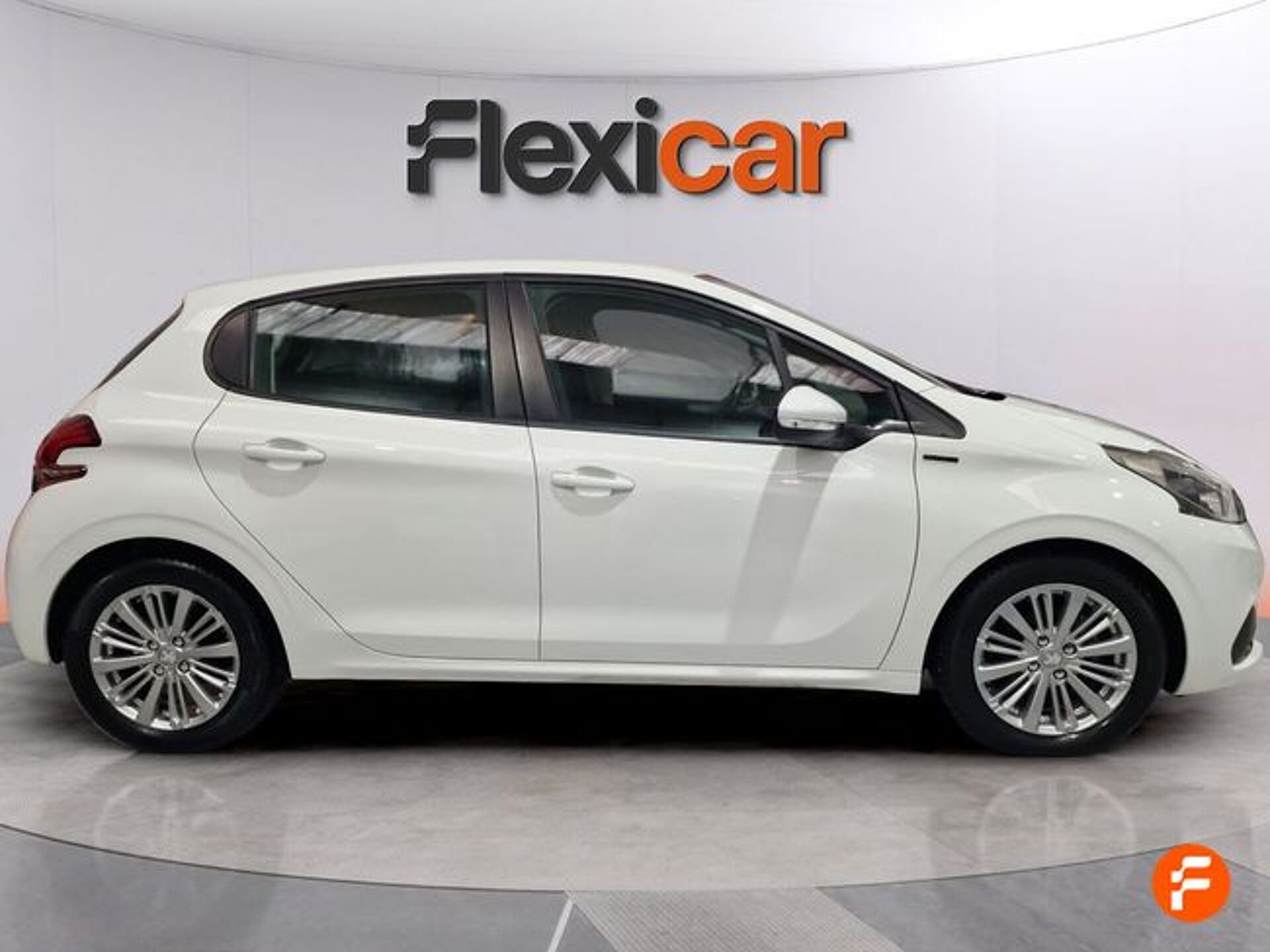 Imagen 3 de PEUGEOT 208