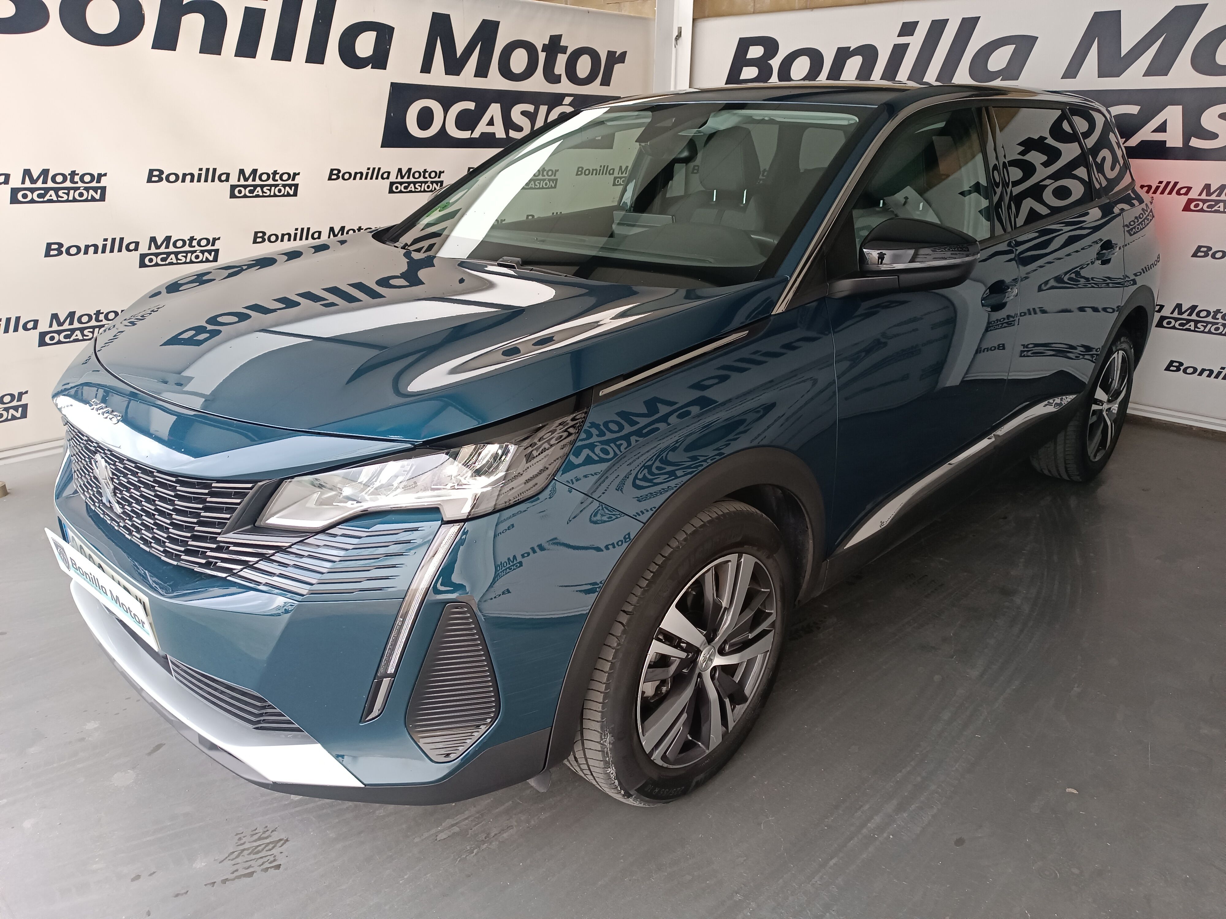PEUGEOT 5008 SUV (1.2 PURETECH 96KW S&S ALLURE AUTO 130 5P 7 Plazas) en Tol