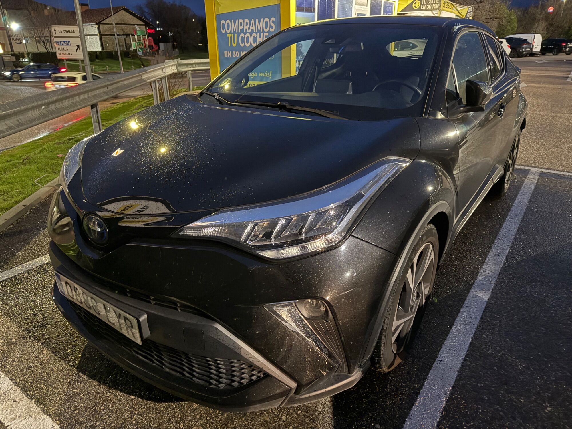 Foto del TOYOTA C-HR 125H Advance