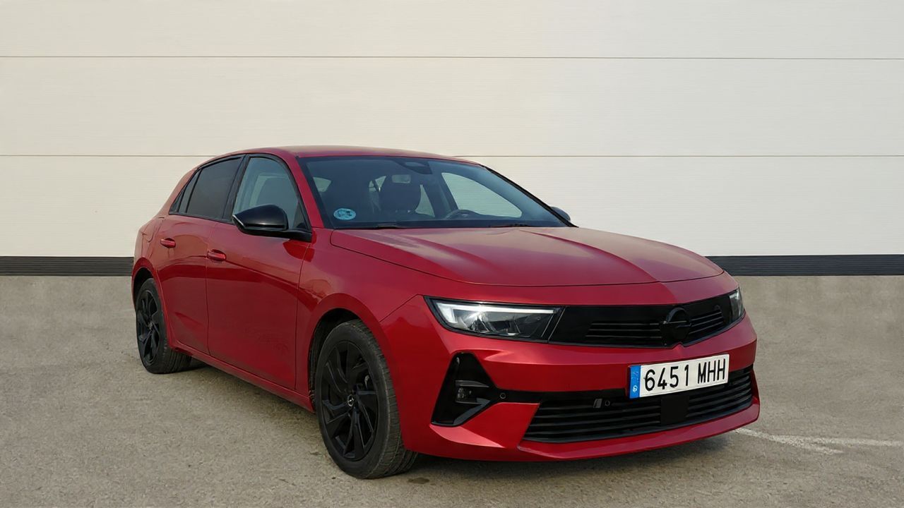 Foto del OPEL Astra 1.2T XHT S-S GS 130