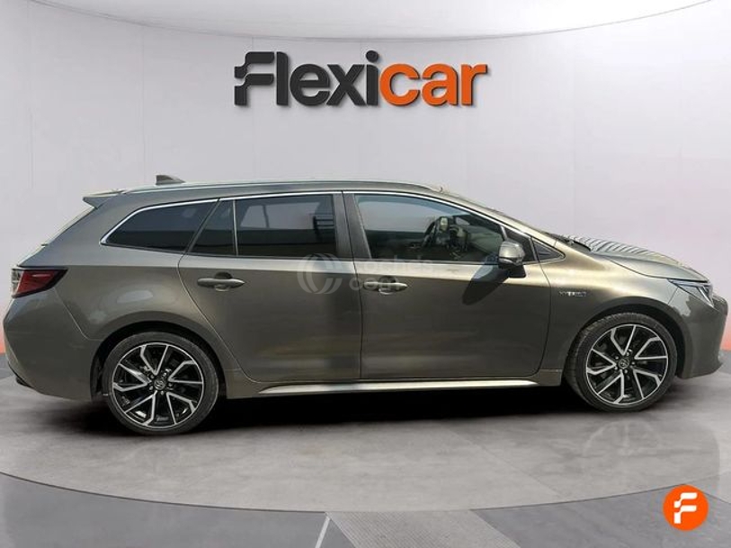 Foto del TOYOTA Corolla Touring Sports 140H Style