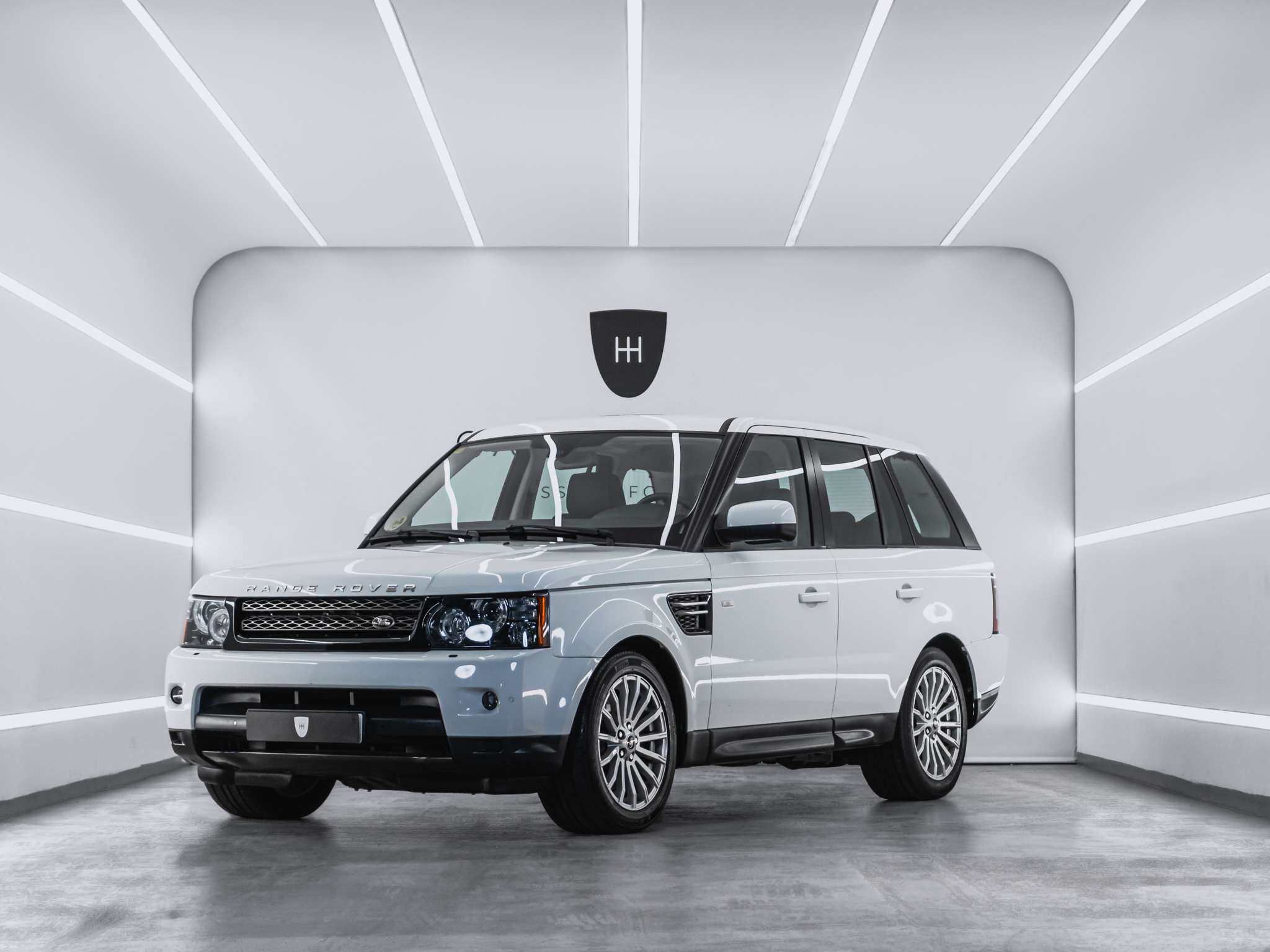 LAND ROVER Range Rover Sport (Range Rover Sport 3.0 TDV6 S) en Barcelona