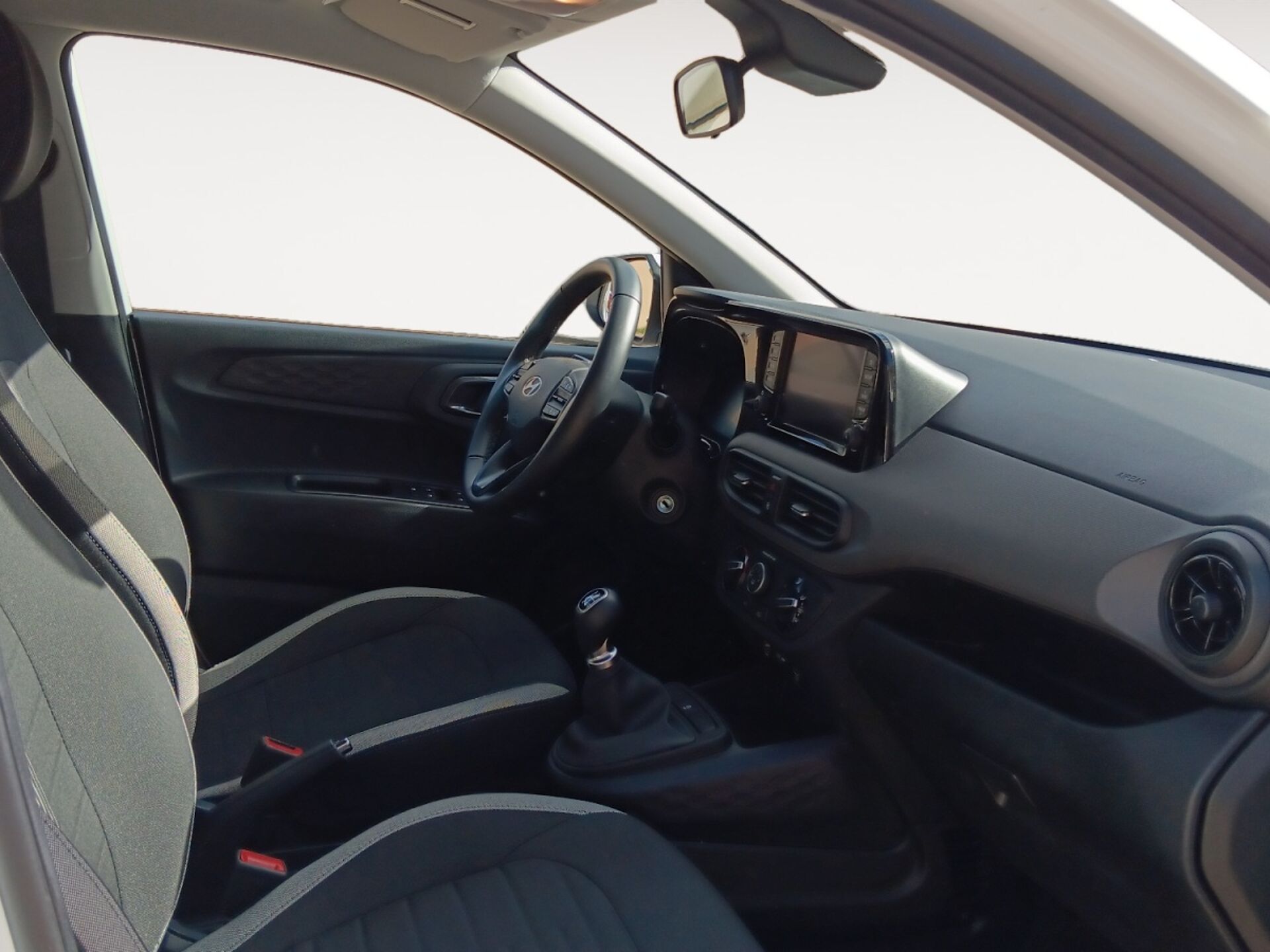 Imagen 3 de HYUNDAI i10