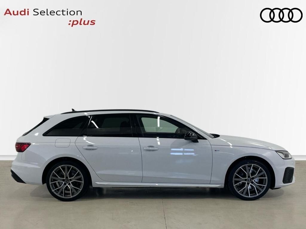 Foto del AUDI A4 Avant 35 TDI Black line S tronic 120kW