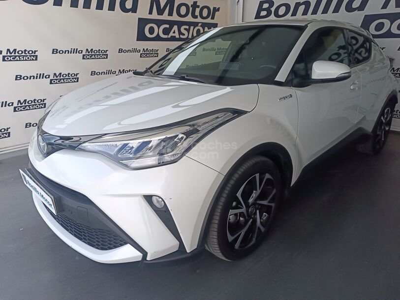 Foto del TOYOTA C-HR 125H Advance