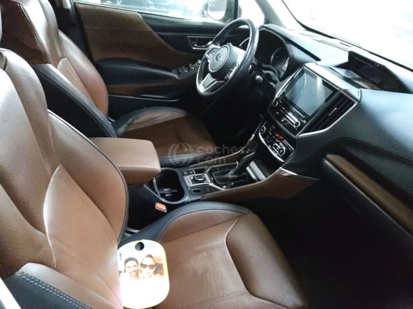 Foto del SUBARU Forester 2.0i Hybrid Executive Plus CVT