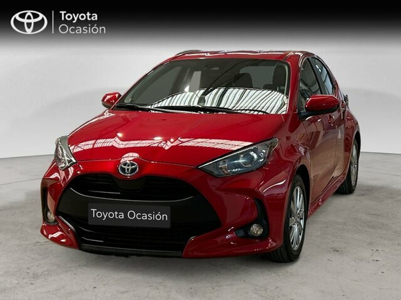 TOYOTA Yaris (5 Puertas Active Tech 120H Automático (e-CVT)) en Valencia