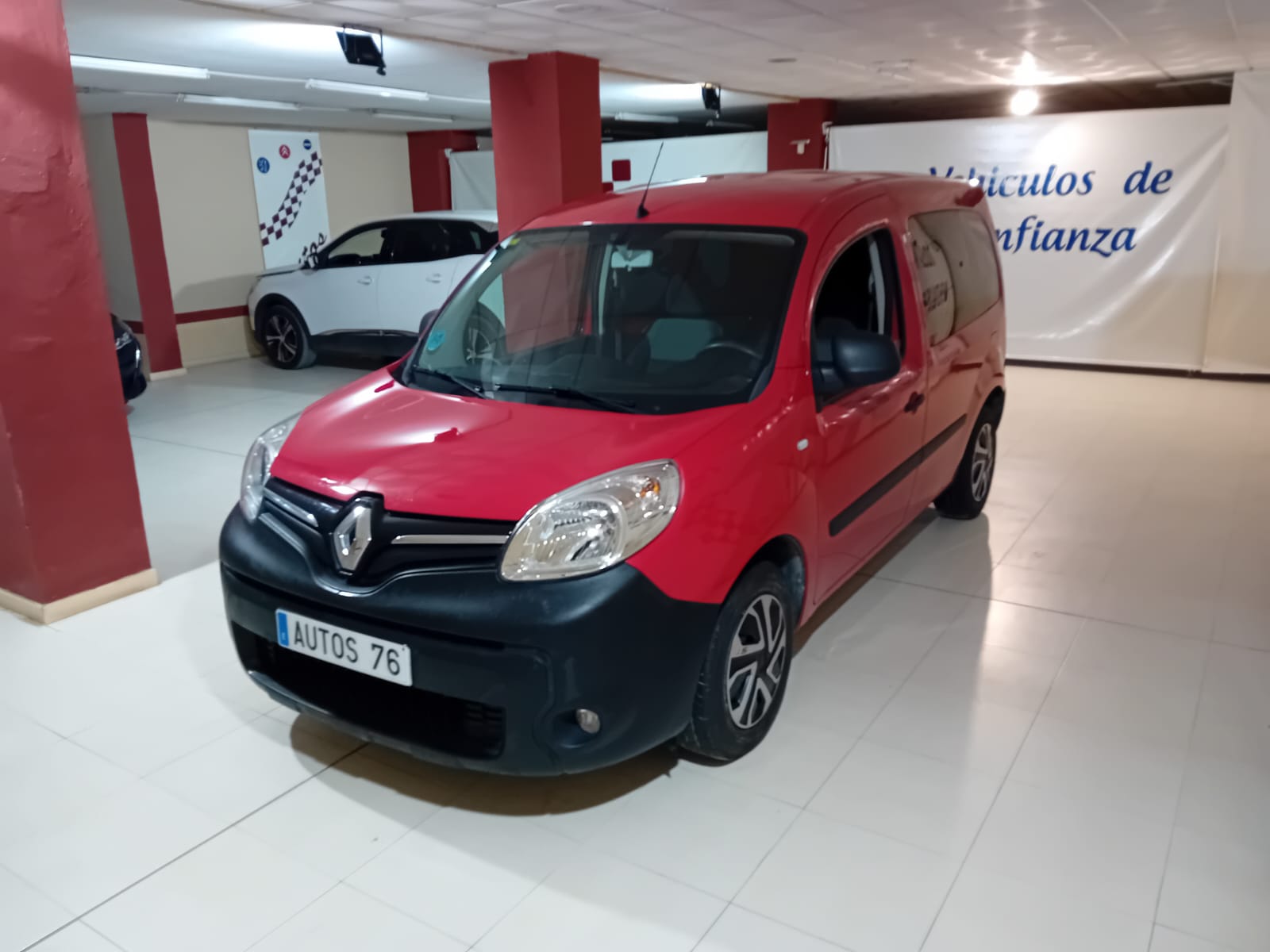 RENAULT Kangoo (Combi 1.5dCi Blue Profesional 59kW) en Badajoz