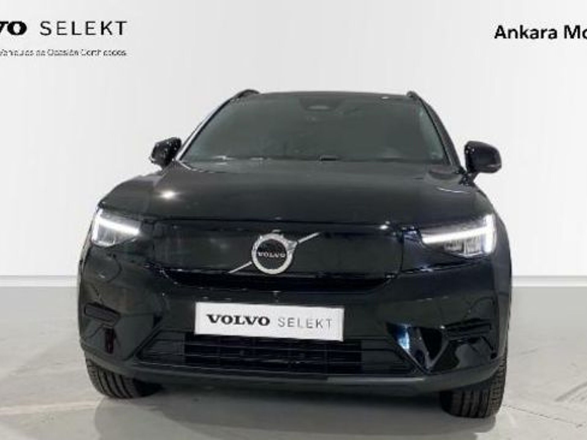 Imagen 3 de VOLVO XC40