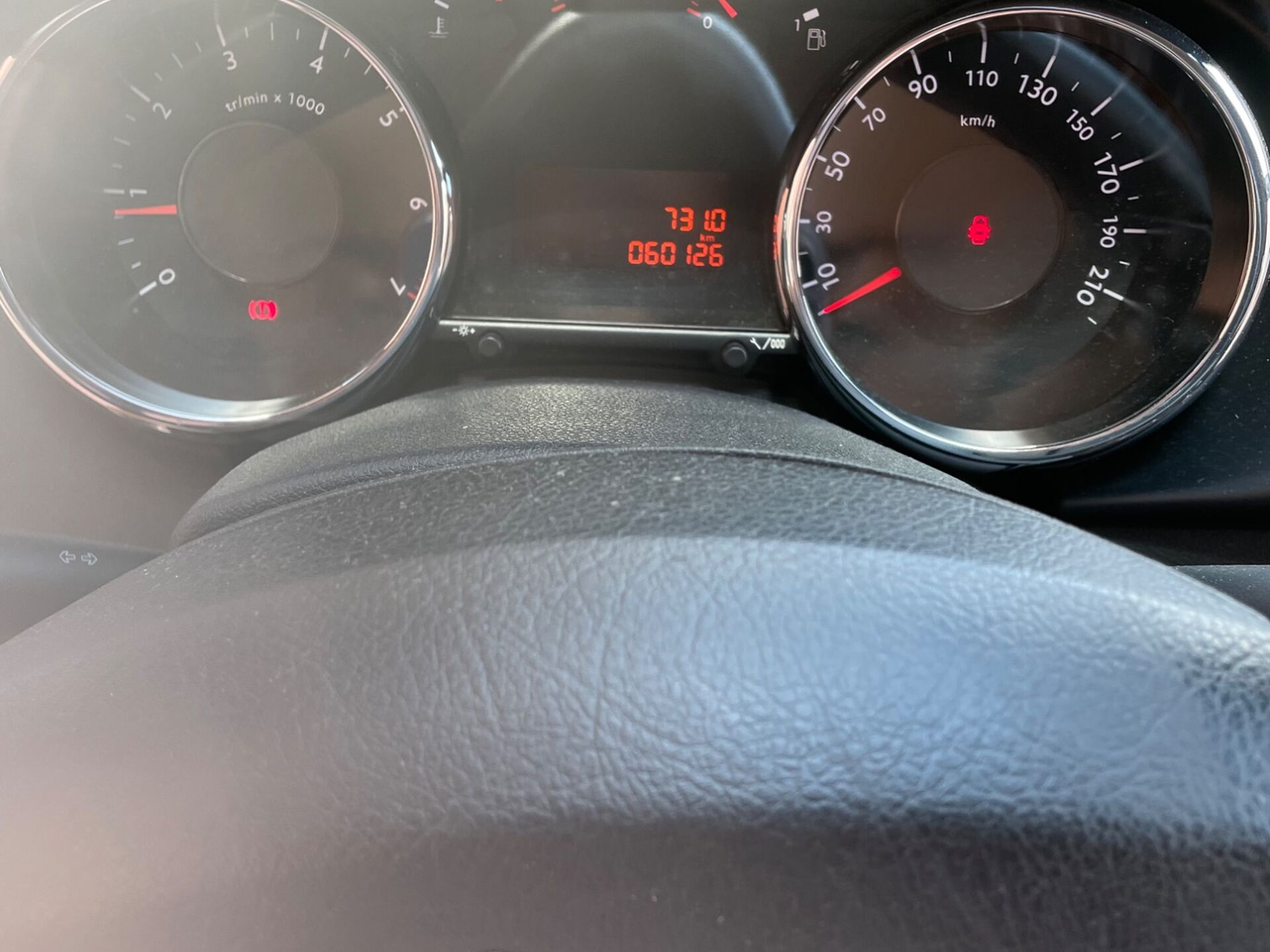 Imagen de PEUGEOT 3008