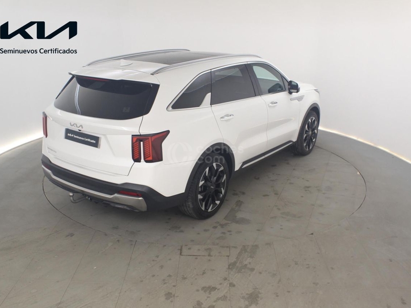 Foto del KIA Sorento 2.2CRDi Emotion 4x2 DCT