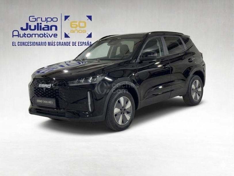 Foto del EBRO s400 1.5 DHE E-CVT Premium FWD