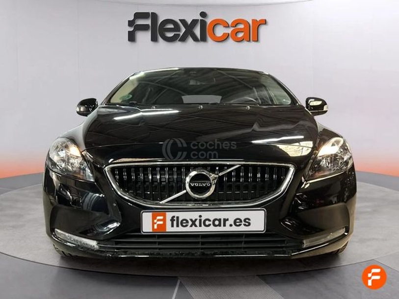 Foto del VOLVO V40 T2 Momentum Aut.