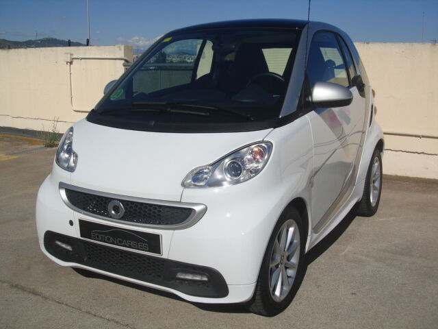 SMART Fortwo (Coupe Passion 52 kW (71 CV)) en Barcelona