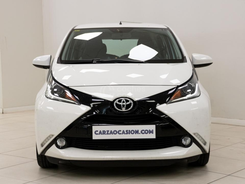 Foto del TOYOTA Aygo 70 x-play