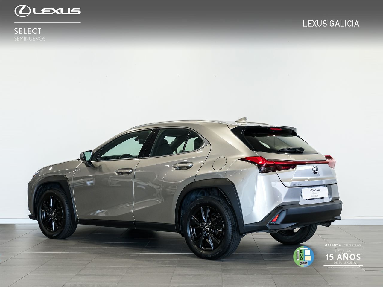 LEXUS UX (250H Business) en Coruña, A