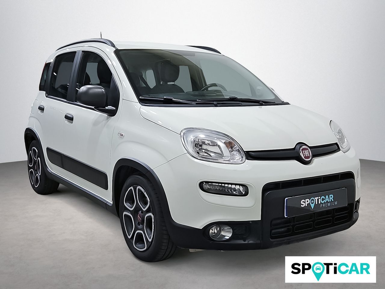 FIAT Panda (City Life Hybrid 1.0 Gse 51kw (70CV)) en Barcelona