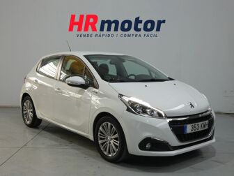 Imagen de PEUGEOT 208 1.2 PureTech S&S Signature 82