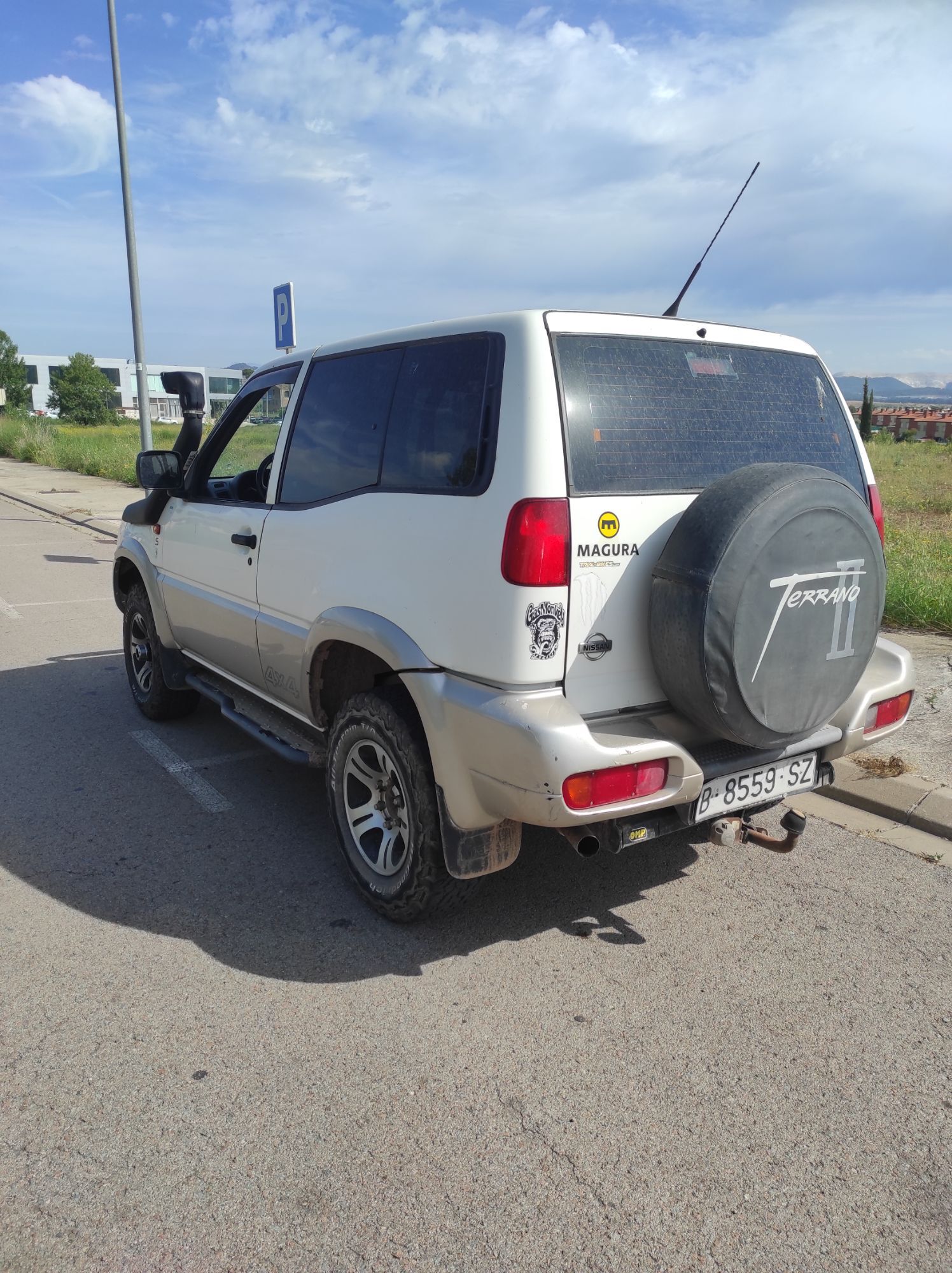 Foto del NISSAN Terrano SE 2.4