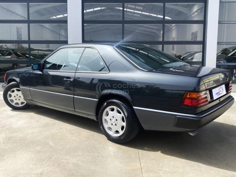 Foto del MERCEDES 200-500 300E