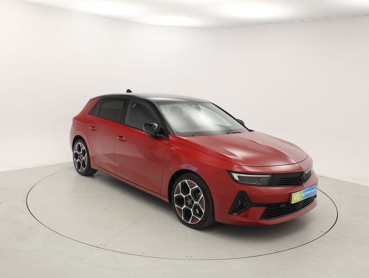 OPEL Astra (1.6T Hybrid 132kW (180CV) GS-Line Auto) en Barcelona