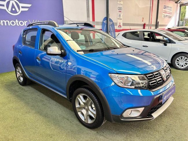 DACIA Sandero (Stepway Comfort TCE 66kW 90CV) en Málaga