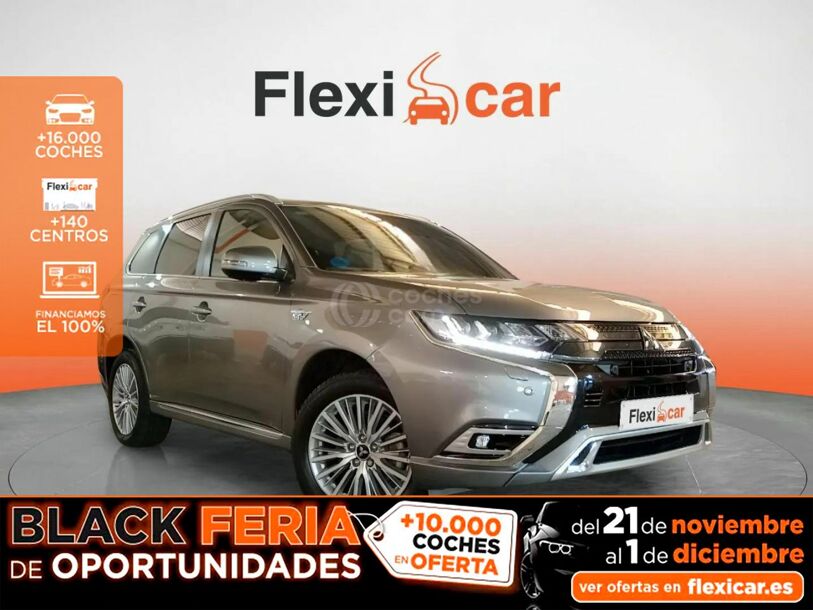 Foto del MITSUBISHI Outlander PHEV Kaiteki+ 4WD