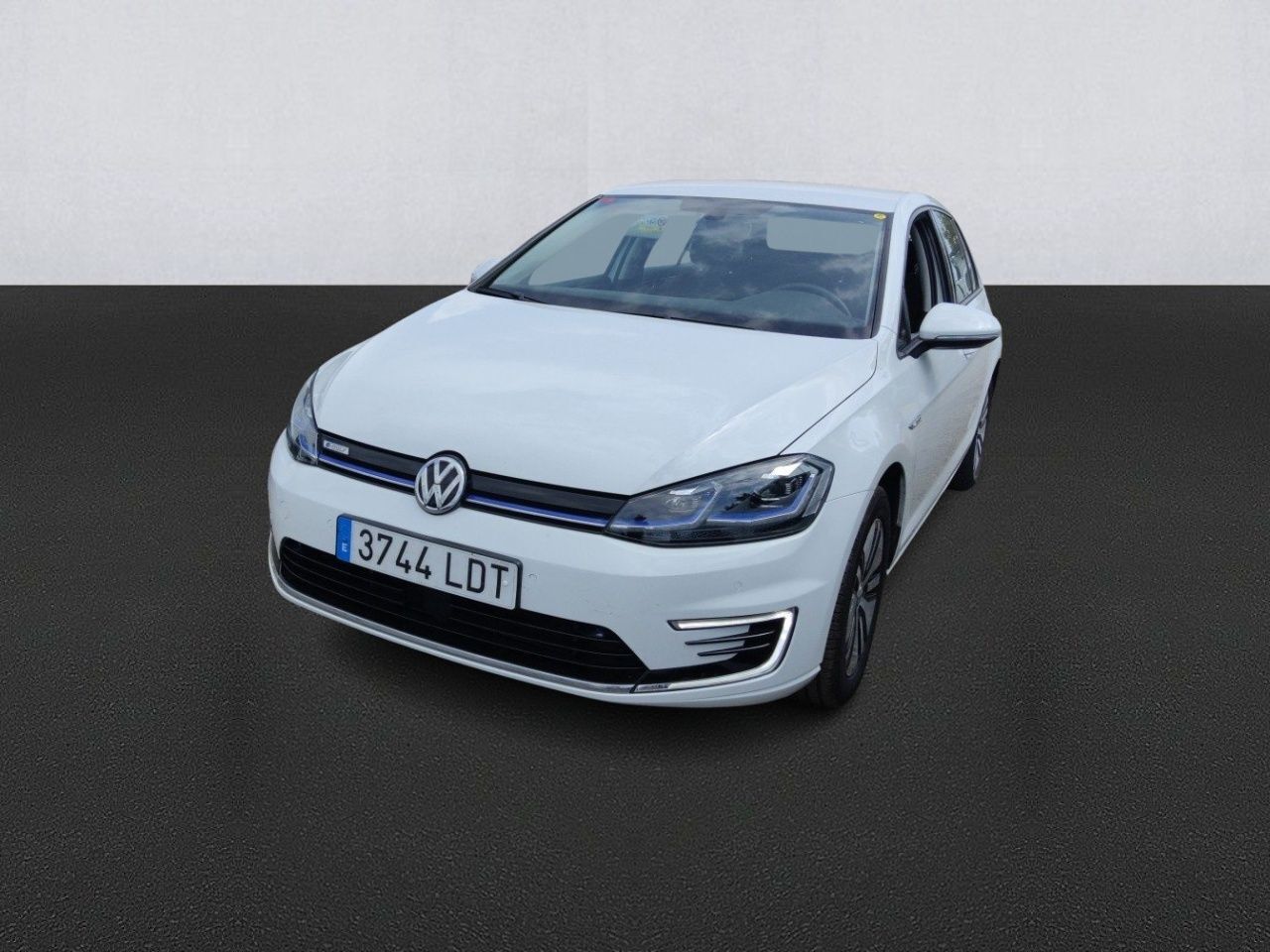 VOLKSWAGEN Golf (ePower 100 kW (136 CV)) en Madrid