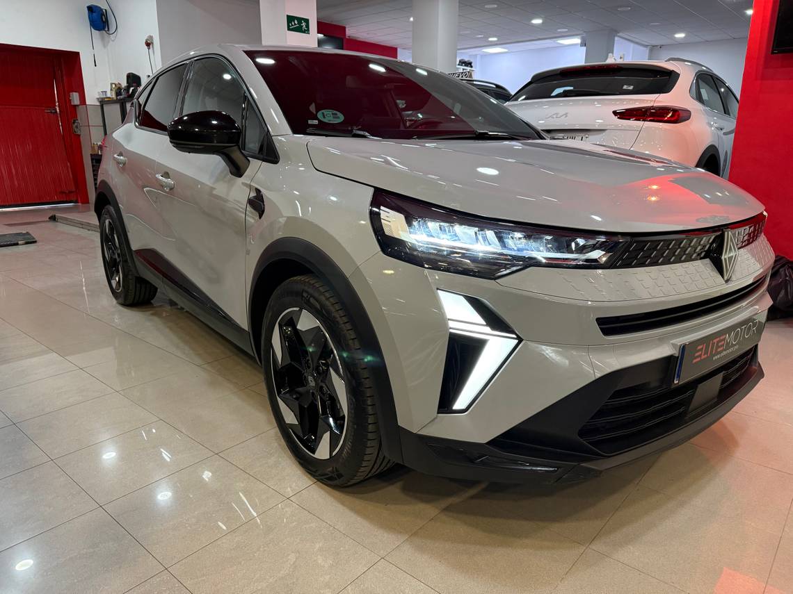 RENAULT Captur (techno TCe 67kW (90CV) Techno) en Málaga