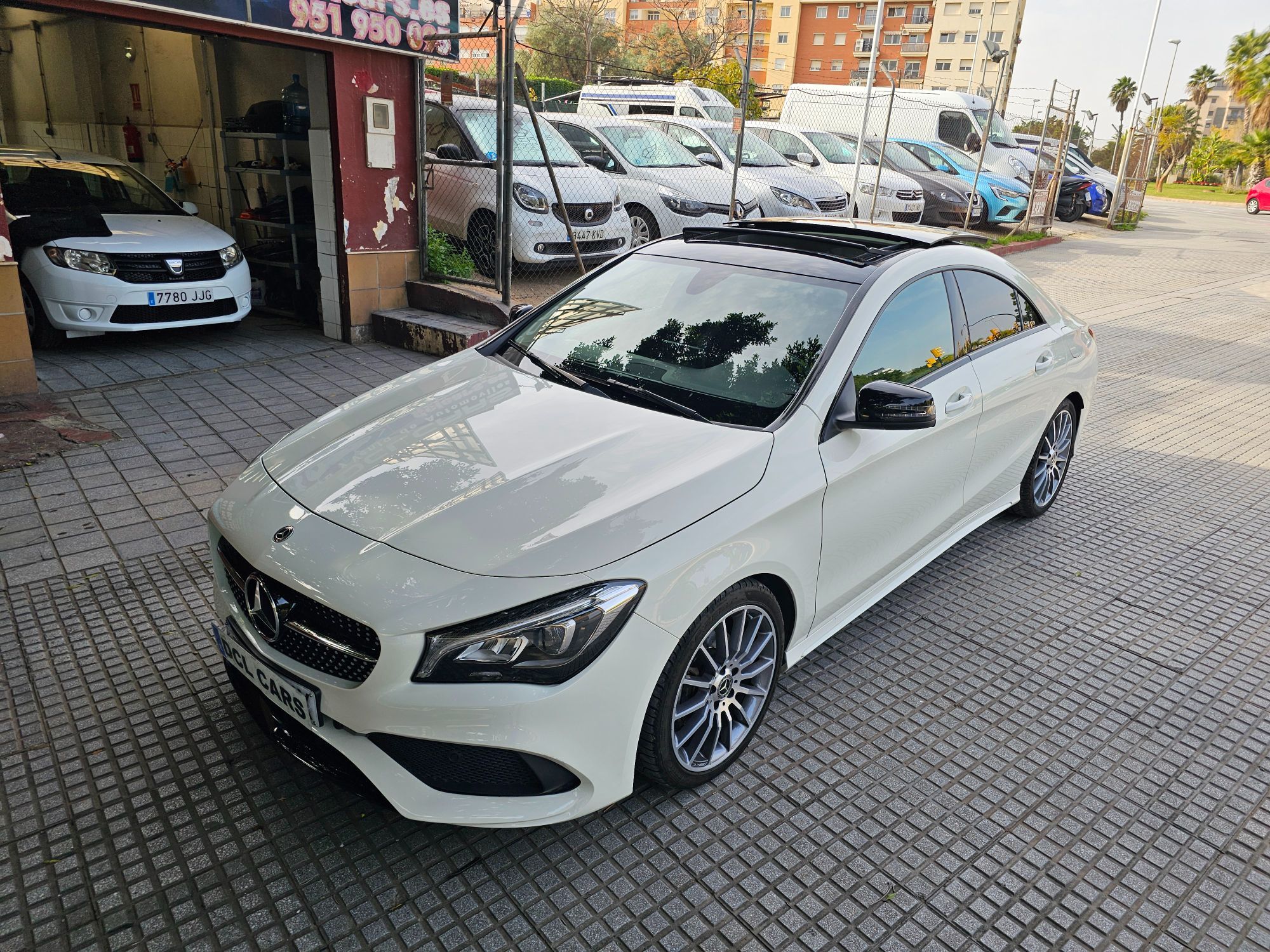 MERCEDES Clase CLA (CLA 200d) en Málaga