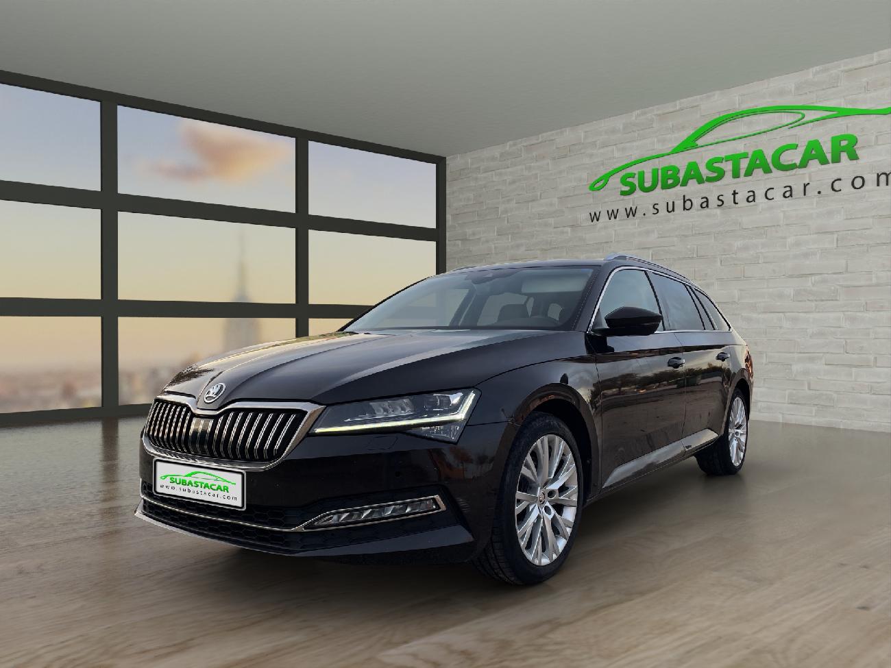 SKODA Superb (SuperB Combi 2.0 TDI 110kW (150CV) DSG Style) en Madrid