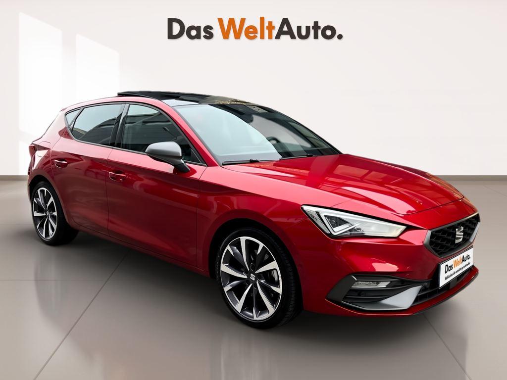 SEAT León (1.5 eTSI S&S FR Go L DSG 110 kW (150 CV)) en Barcelona