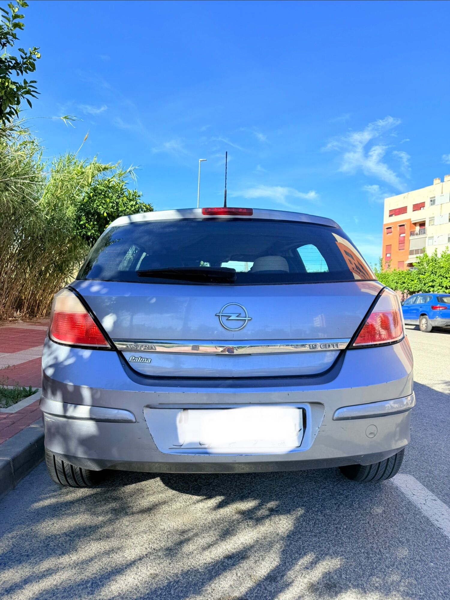 Foto del OPEL Astra GTC 1.9CDTi Enjoy