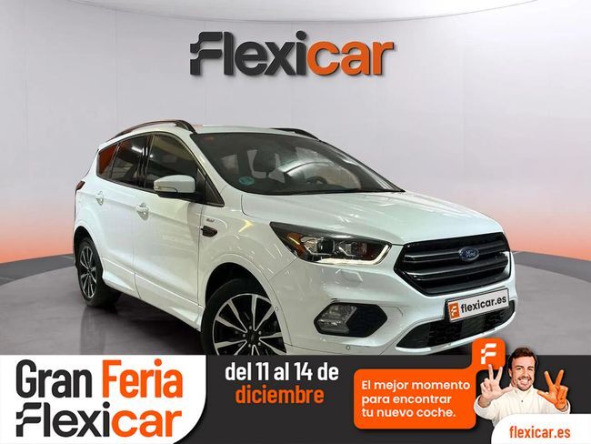 FORD Kuga (1.5 EcoBoost 110kW A-S-S 4x2 ST-Line) en Barcelona