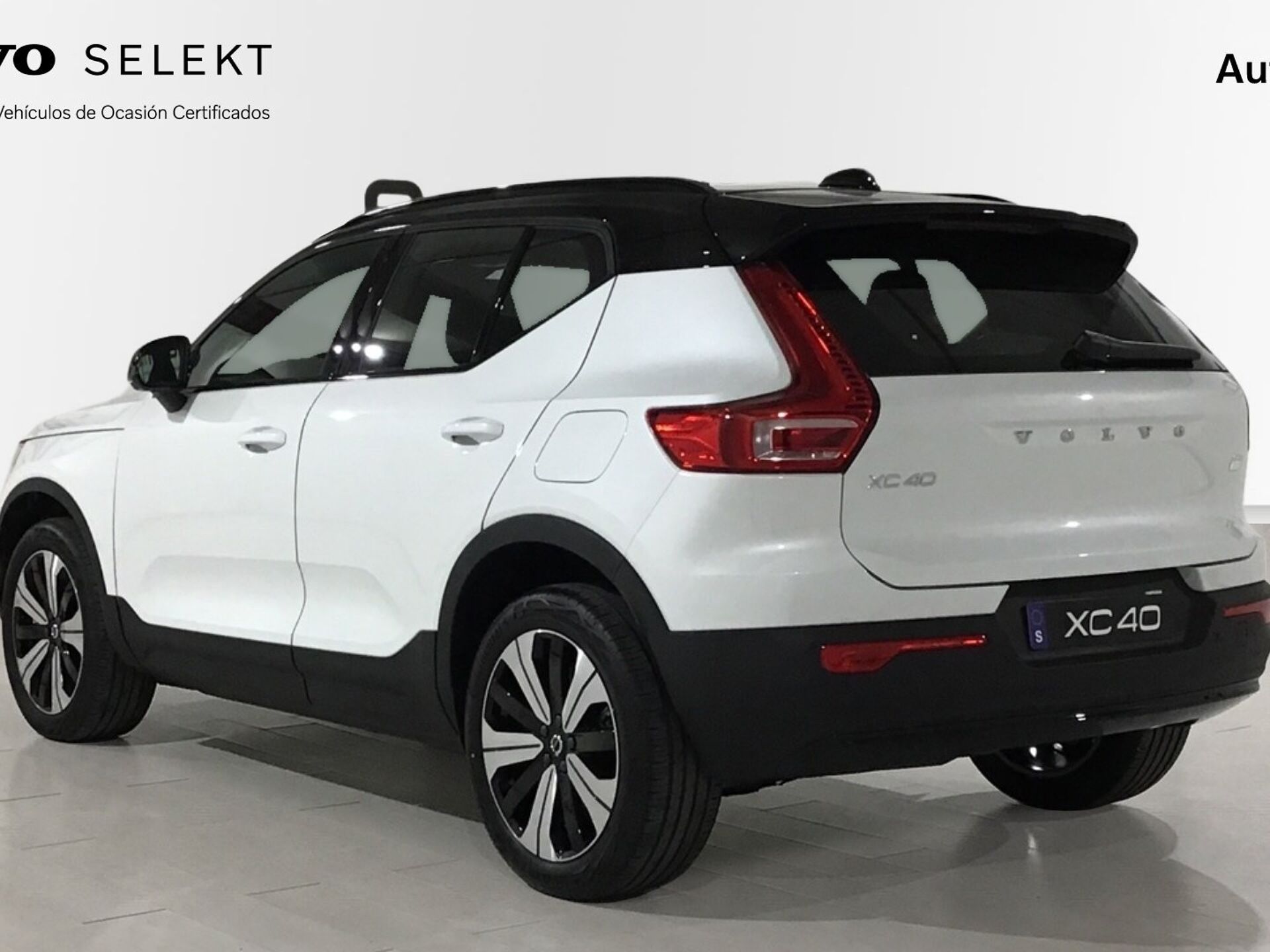Imagen 2 de VOLVO XC40
