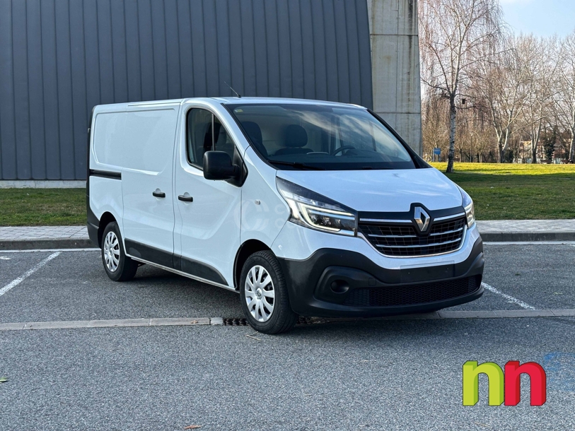 Foto del RENAULT Trafic Combi 9 2.0dCi Energy Blue Largo EDC 110kW