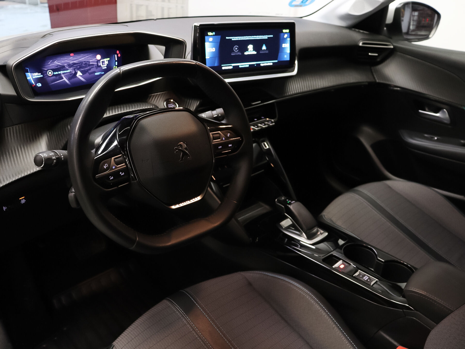 Imagen 3 de PEUGEOT 208