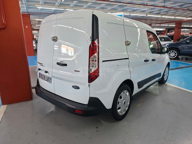 Foto del FORD Transit Connect FT 220 Kombi S&S B. Corta L1 Ambiente 75