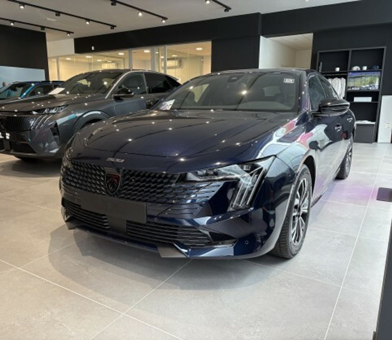 PEUGEOT 508 (1.2 PURETECH 130 ALLURE AUTO 130 5P) en Cantabria