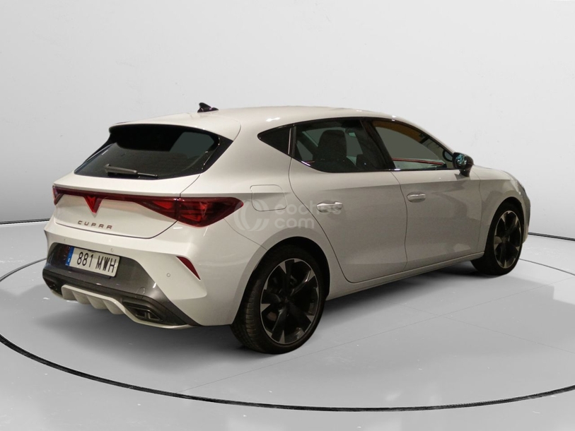 Foto del CUPRA León 1.5 ETSI DSG 110Kw