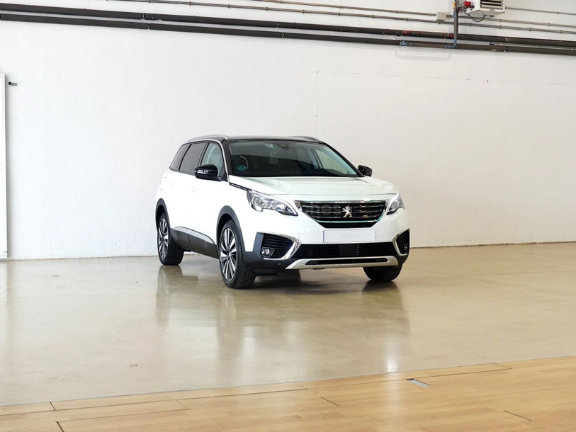Foto del PEUGEOT 5008 1.2 PureTech S&S Allure 7 pl. 130