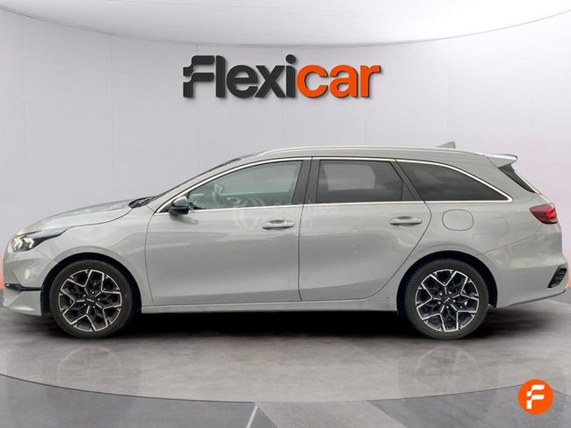 Foto del KIA Ceed Tourer 1.0 MHEV Tech DCT 100