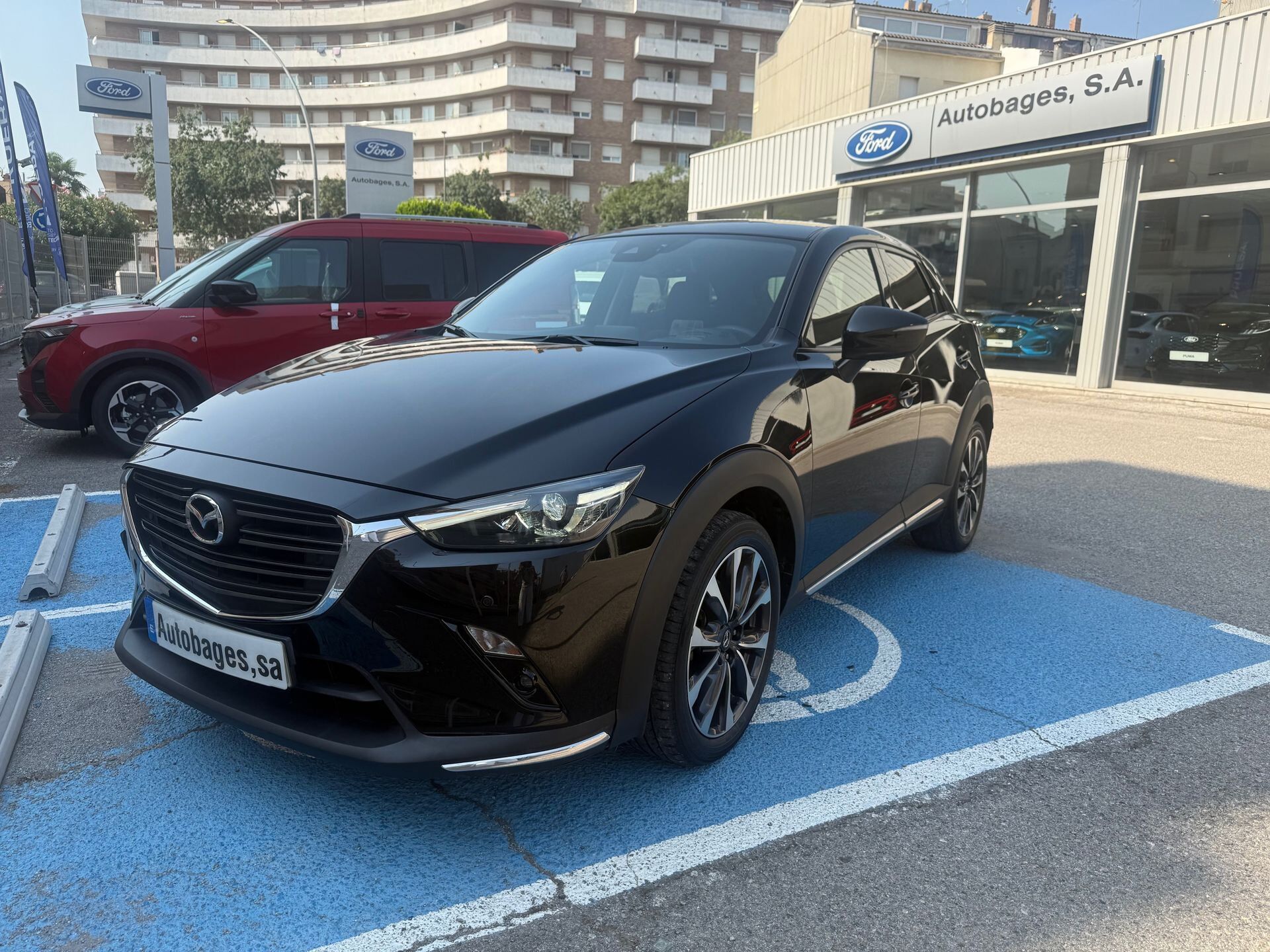MAZDA CX-3 (2.0 G 121cv 2WD Zenith) en Barcelona