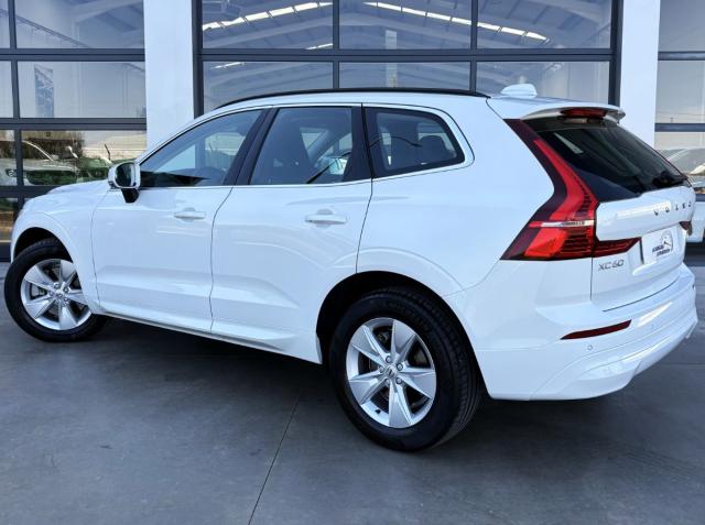 Foto del VOLVO XC60 B4 Core AWD Aut.